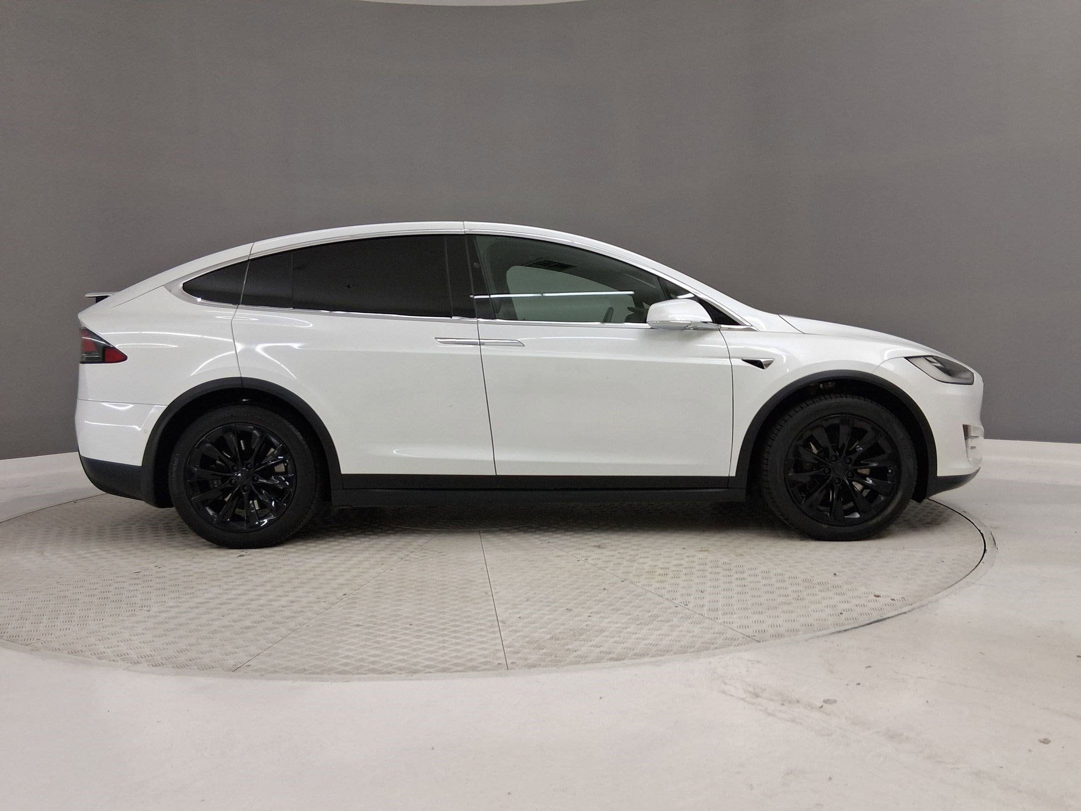 Model X Long Range Plus SUV