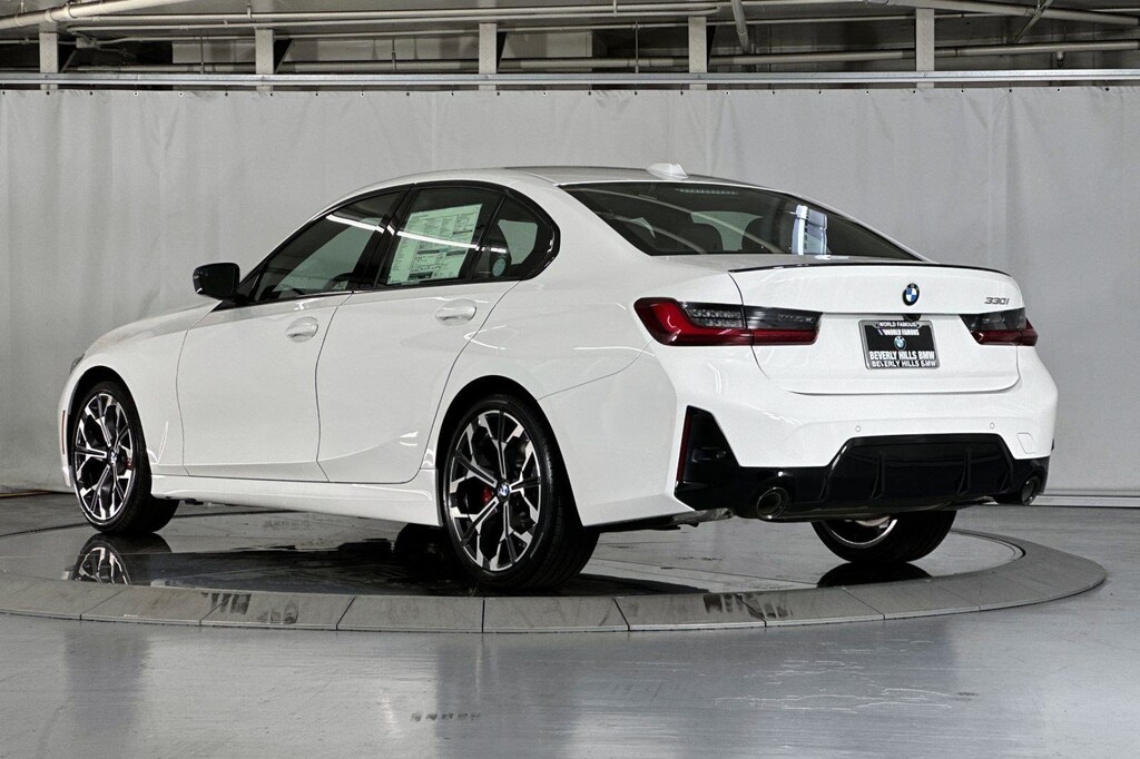New 2026 BMW 330i Sedan