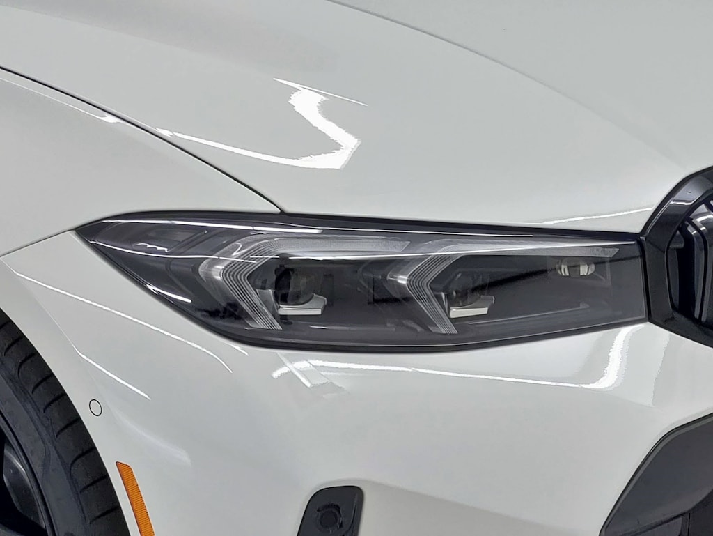 New 2026 BMW 330i Sedan