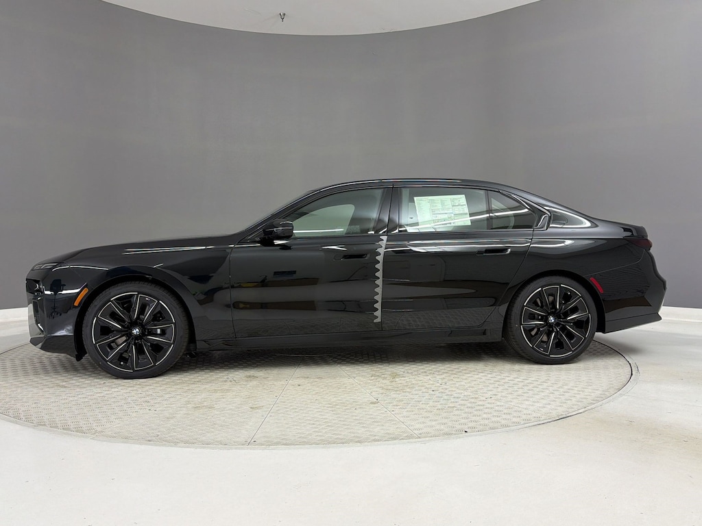 New 2026 BMW 740i Sedan