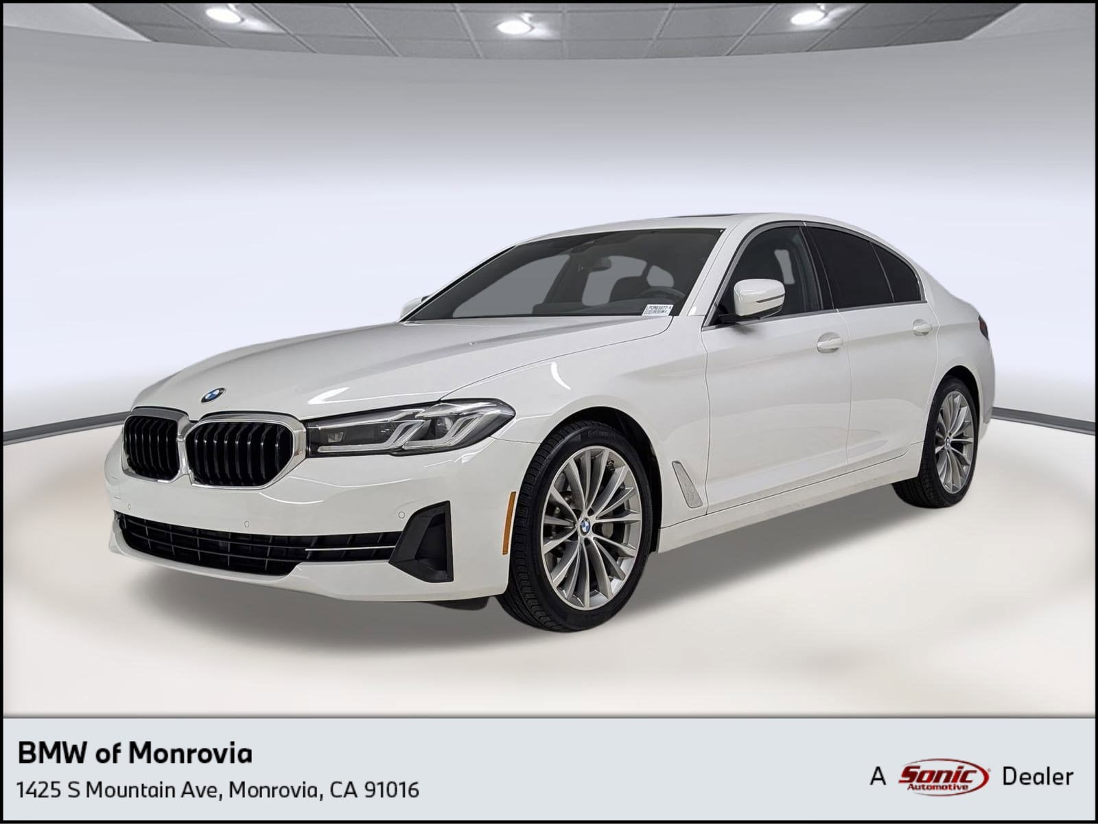 2023 BMW 5 Series 530's photo