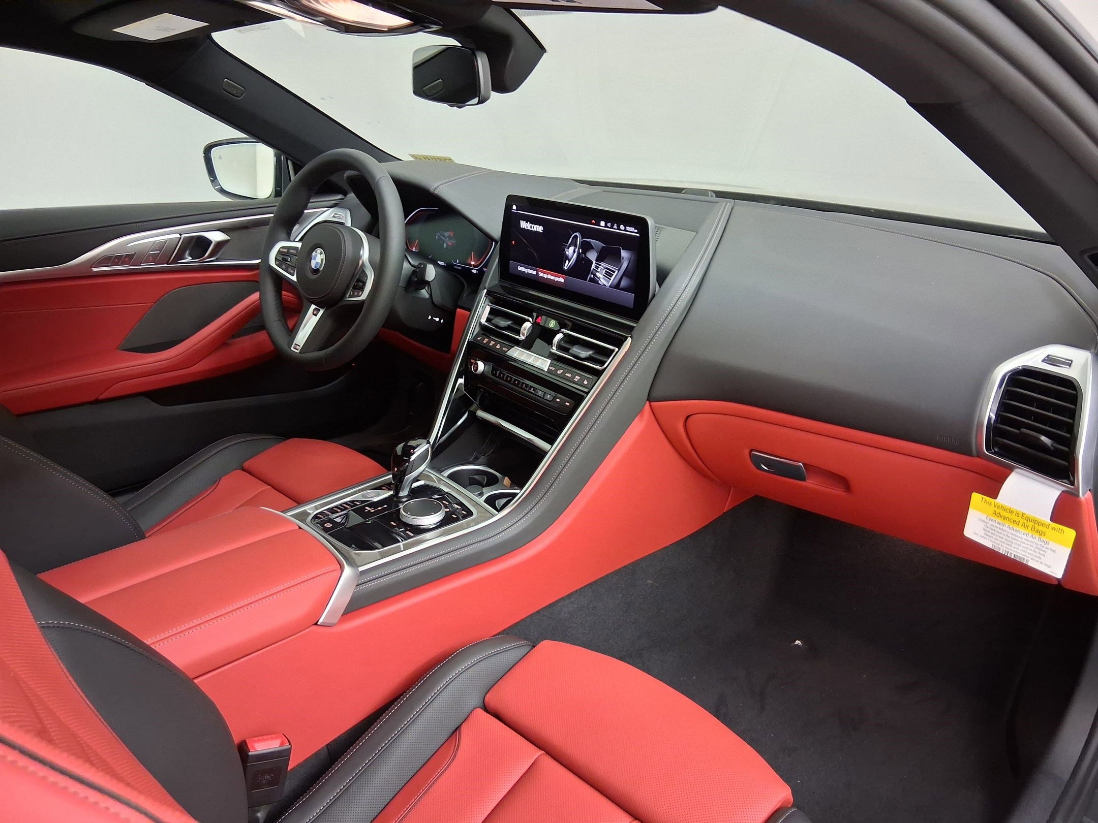 2026 BMW 8 Series 840i - Photo 28