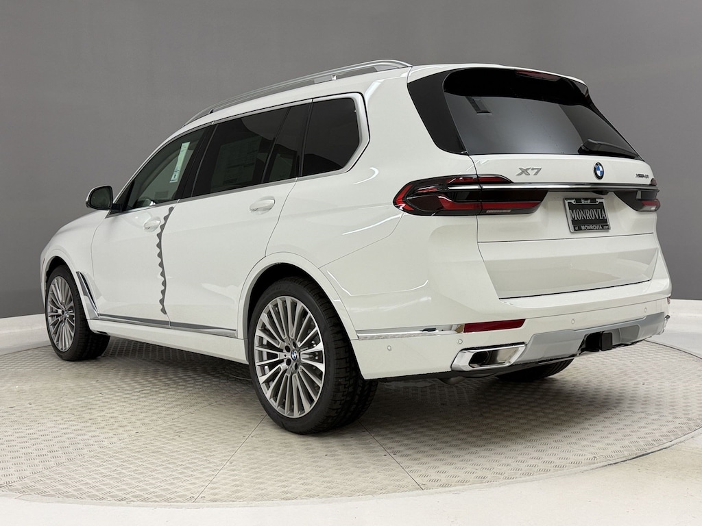 New 2027 BMW X7 xDrive40i SUV