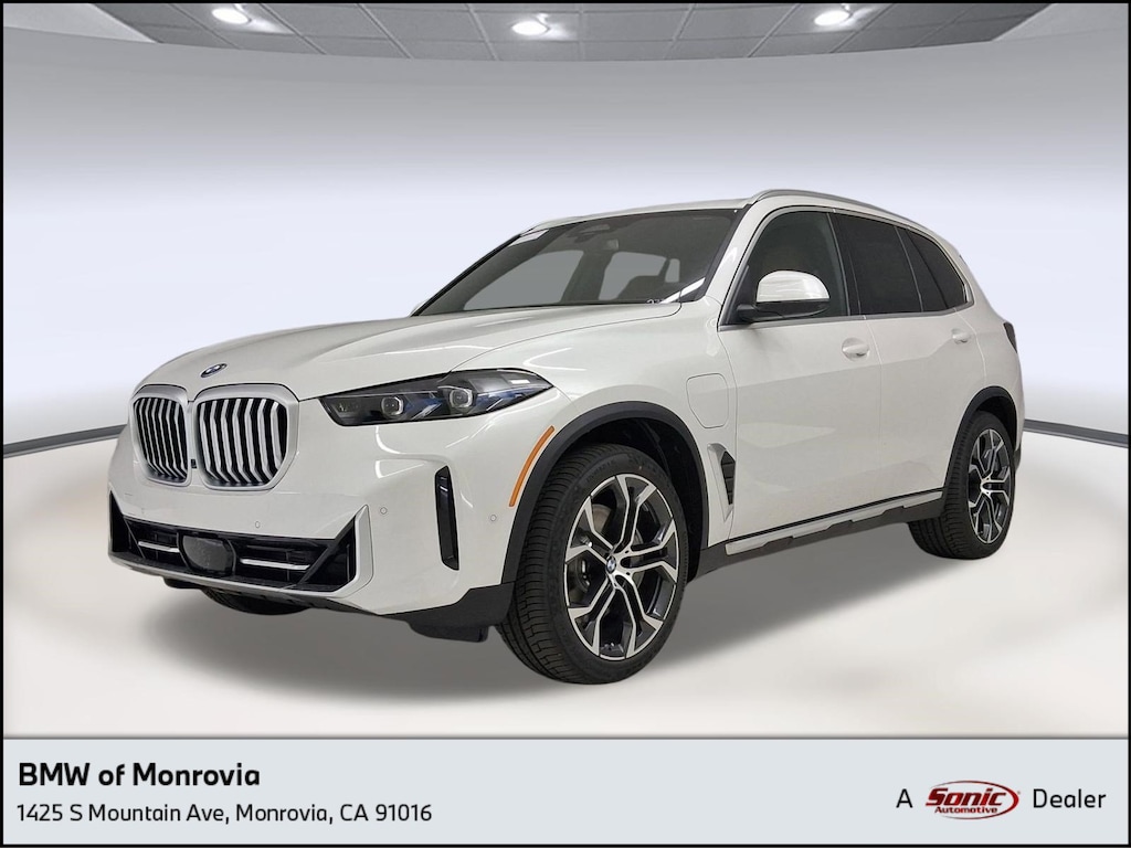 New 2026 BMW X5 PHEV xDrive50e SUV