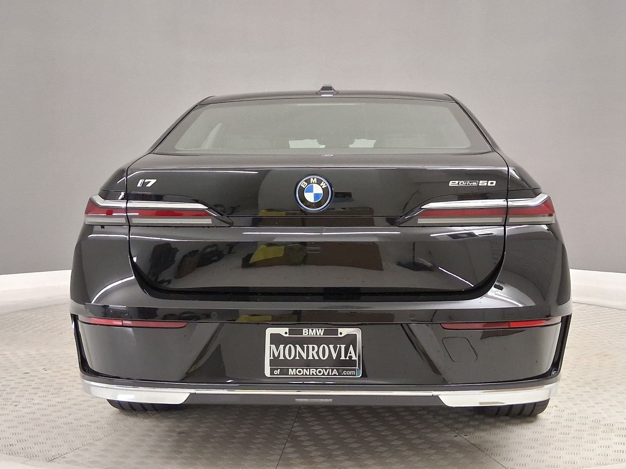 I7 EDrive50 Sedan