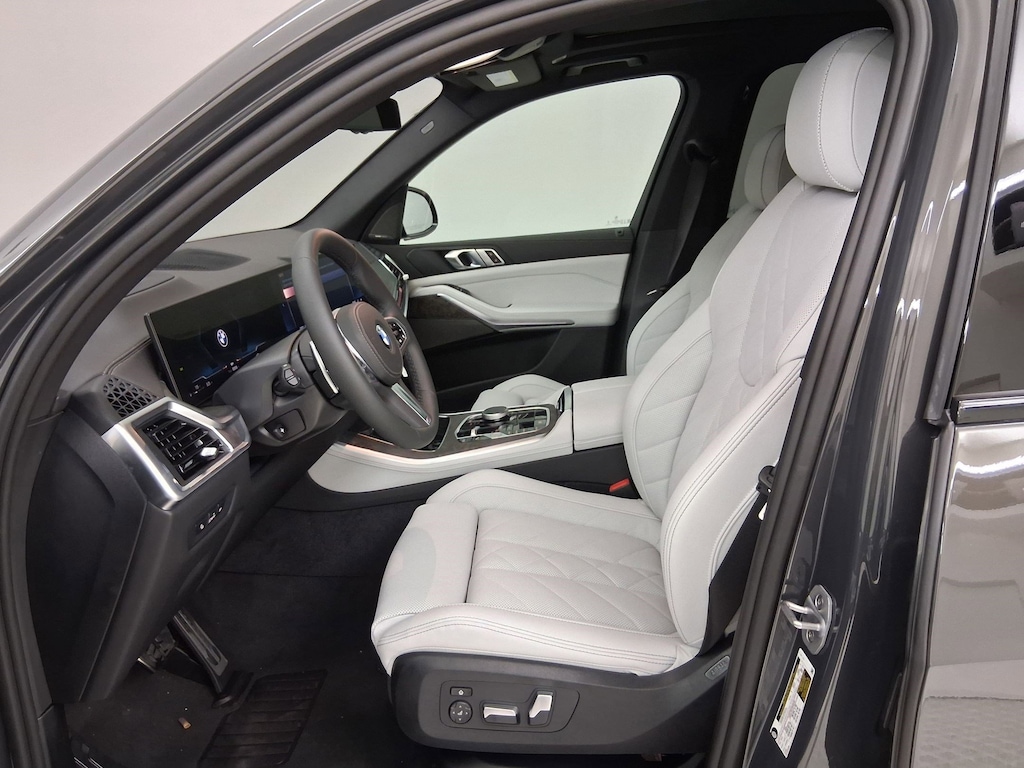 New 2026 BMW X5 sDrive40i SUV