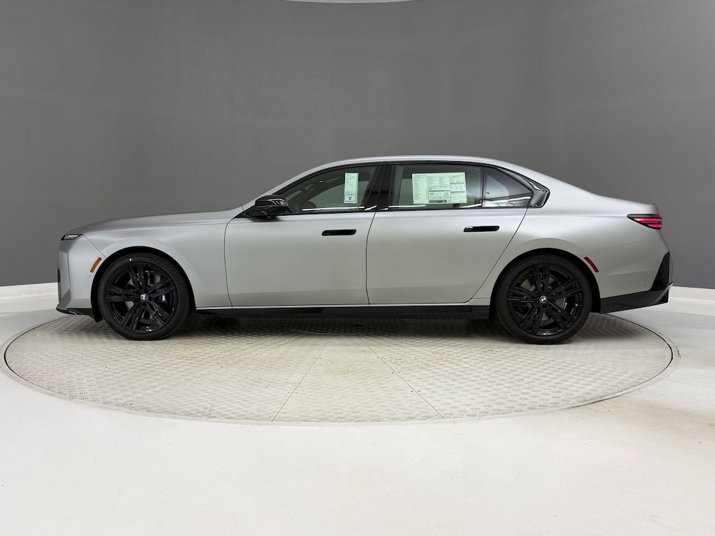 New 2027 BMW 740i Base Sedan