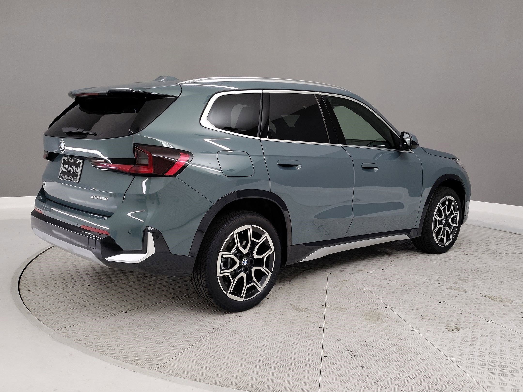 2026 BMW X1 xDrive28i photo 6