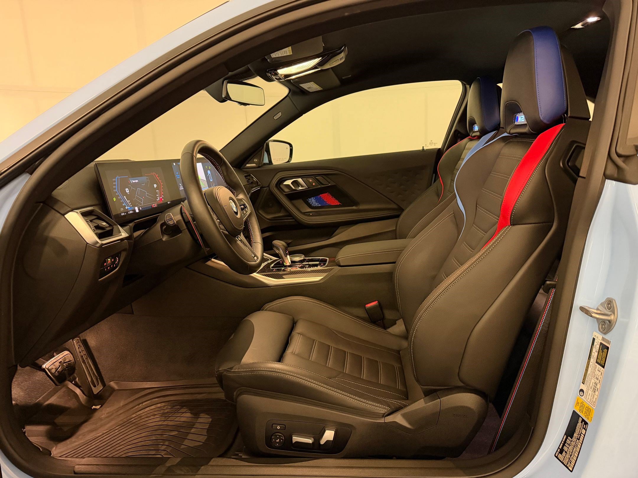 2024 BMW M2 photo 4