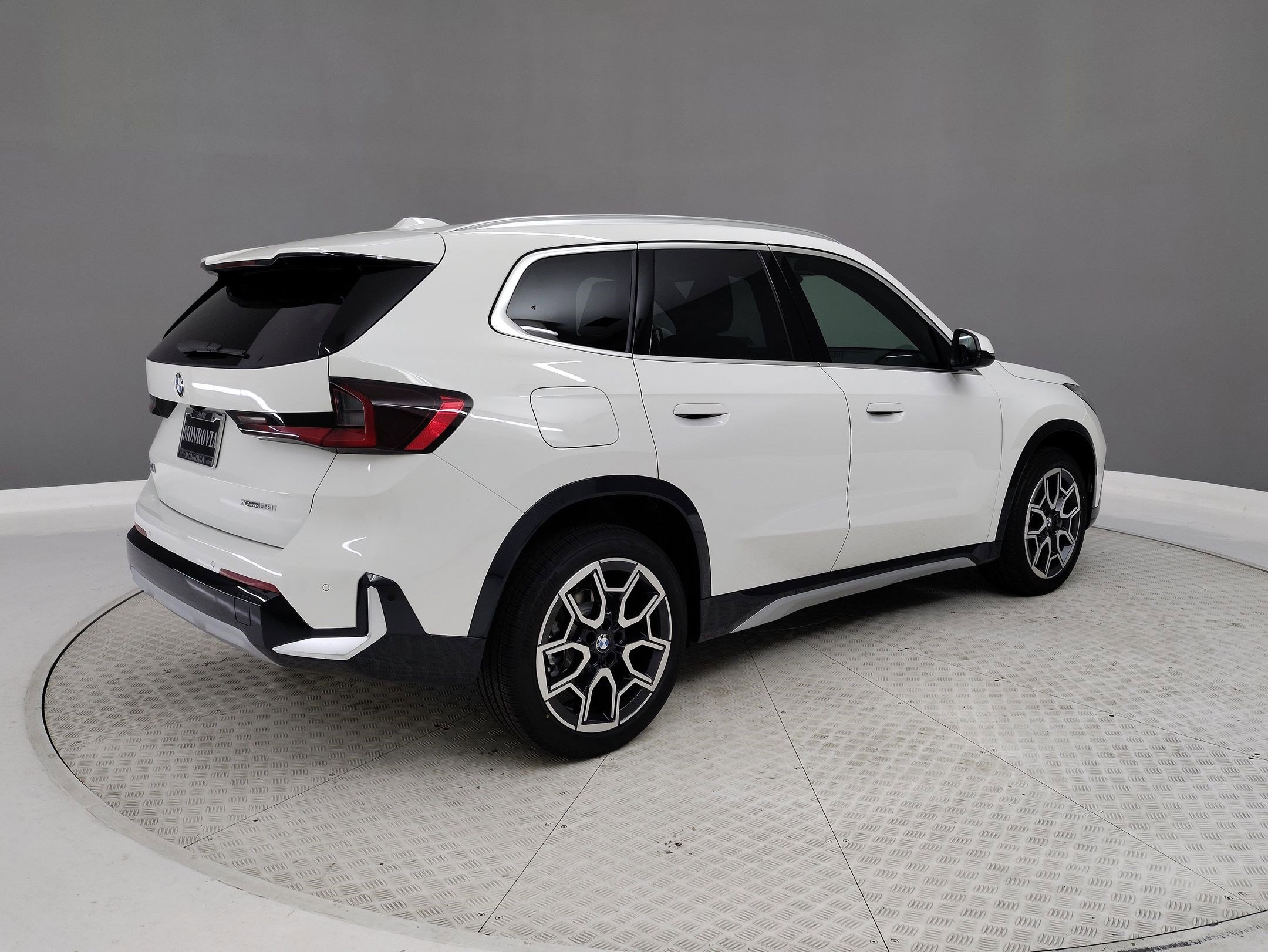 2026 BMW X1 xDrive28i photo 6