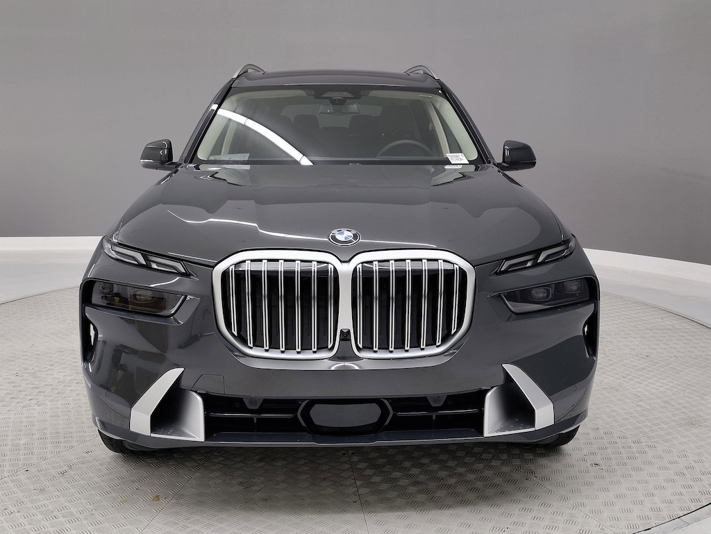 New 2026 BMW X7 xDrive40i SUV