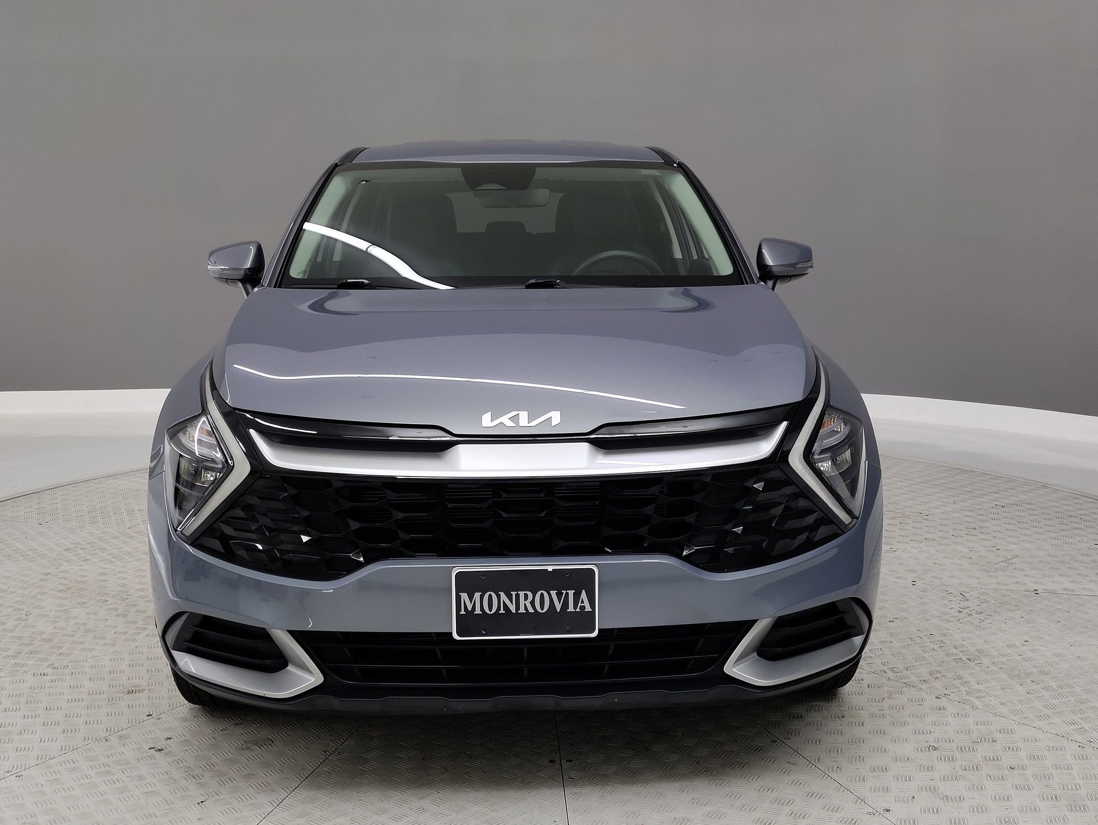 2023 Kia Sportage EX photo 2