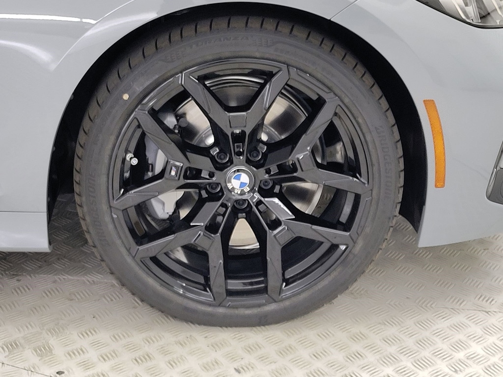 New 2026 BMW 330i Sedan