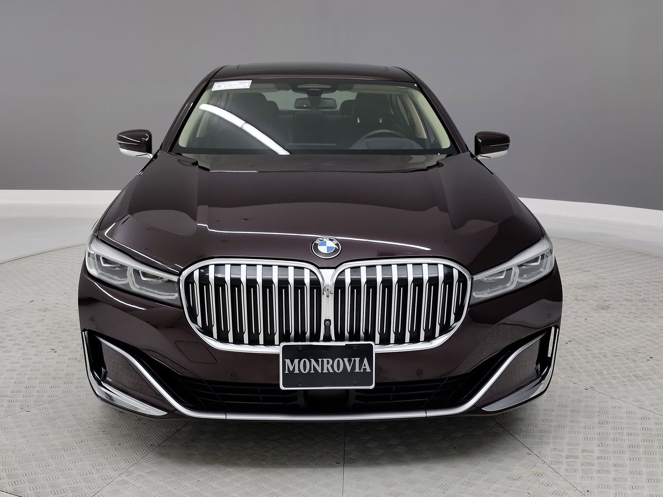 2020 Bmw 750i xDrive Sedan photo 2