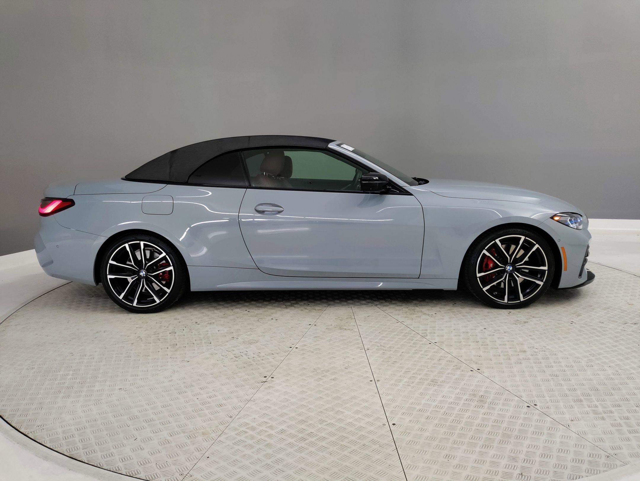 2024 Bmw 430i Convertible photo 3