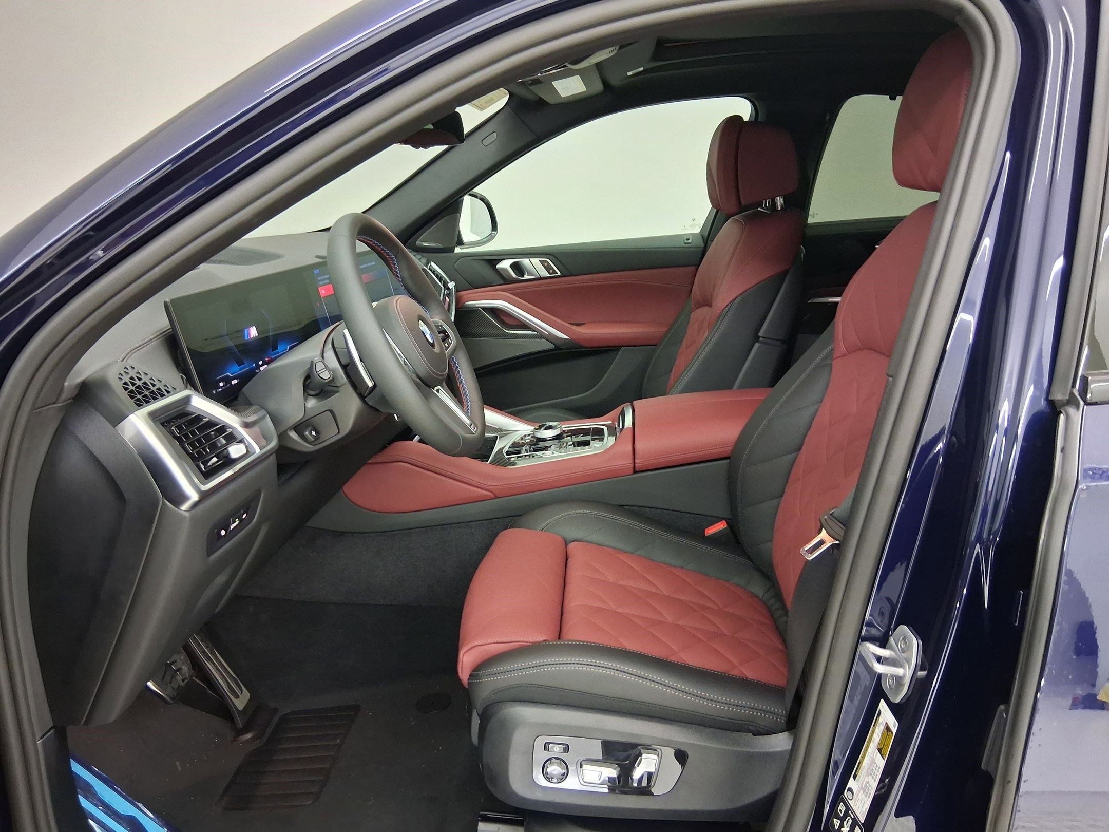 2027 BMW X6 M60i SUV