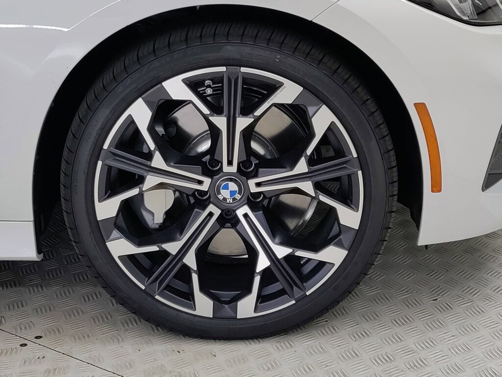 New 2026 BMW 330i Sedan