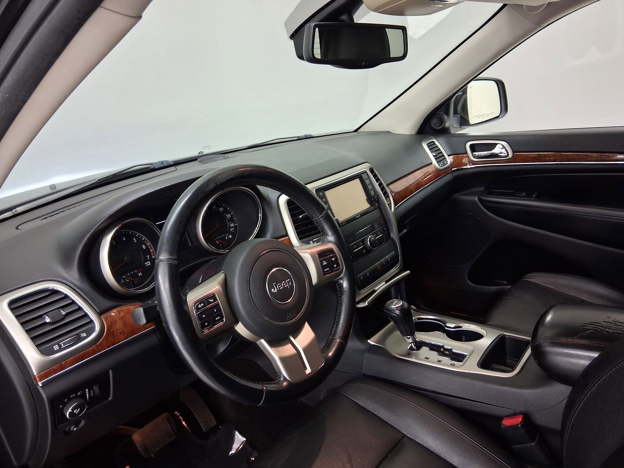 Used 2011 Jeep Grand Cherokee Limited with VIN 1J4RS5GT8BC659924 for sale in Monrovia, CA