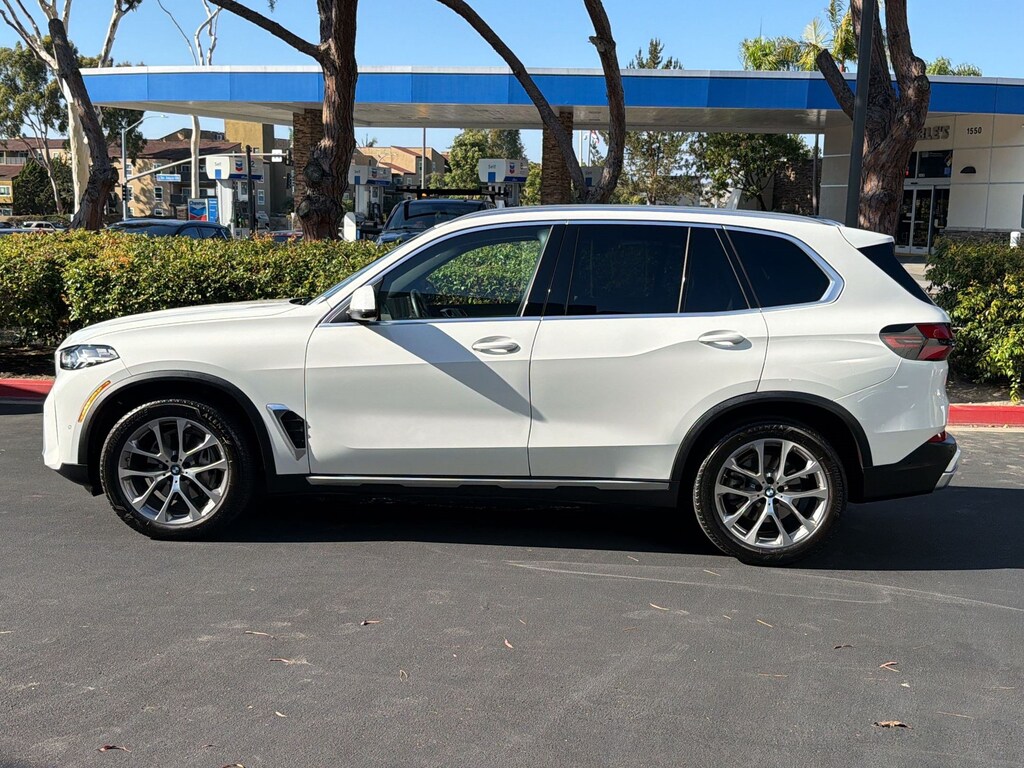 Used 2024 BMW X5 sDrive40i SUV