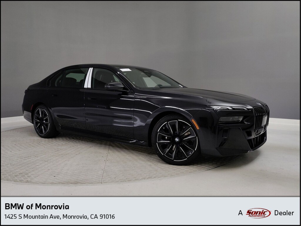 Used 2025 BMW i7 xDrive60 Sedan