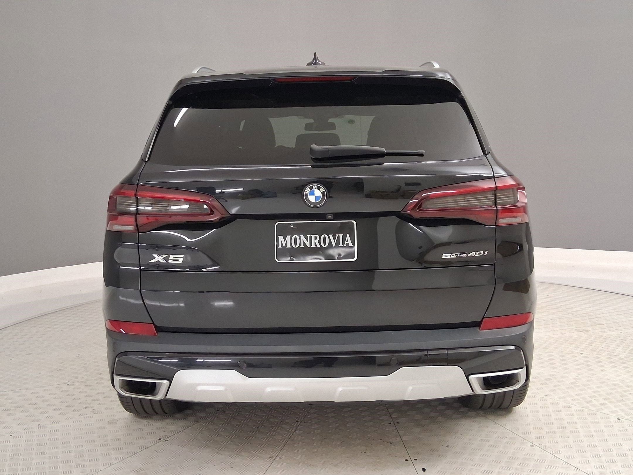 2023 BMW X5 sDrive40i photo 3