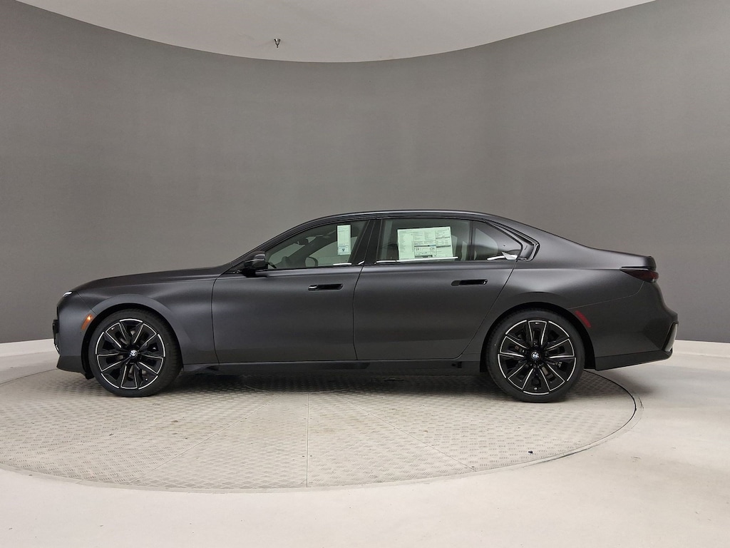 New 2026 BMW 740i Sedan