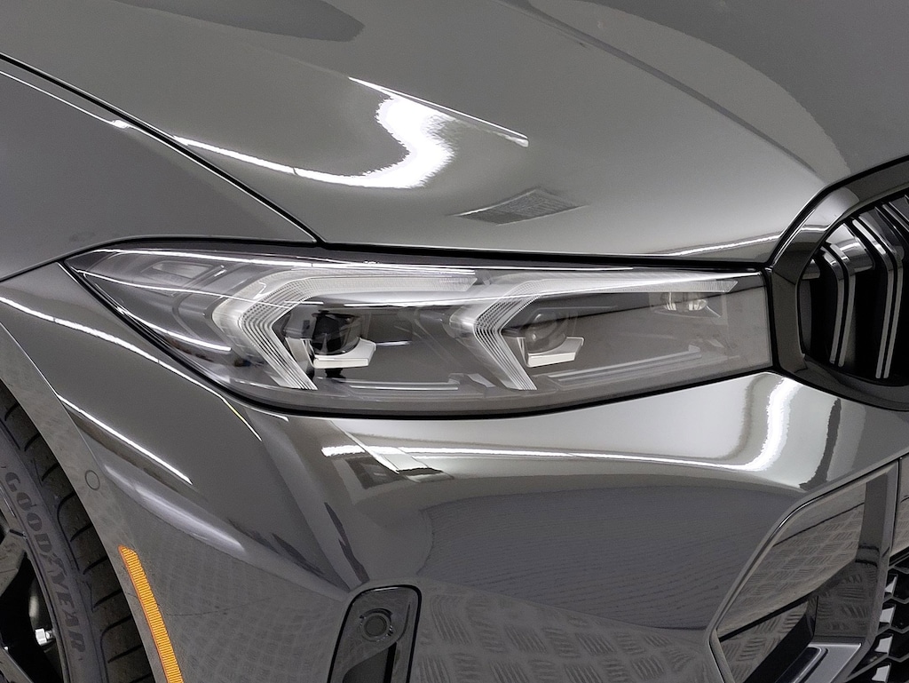 New 2026 BMW 330i Sedan