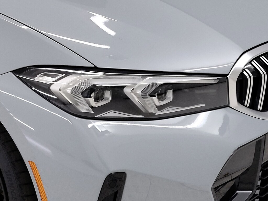 New 2026 BMW 330i Sedan