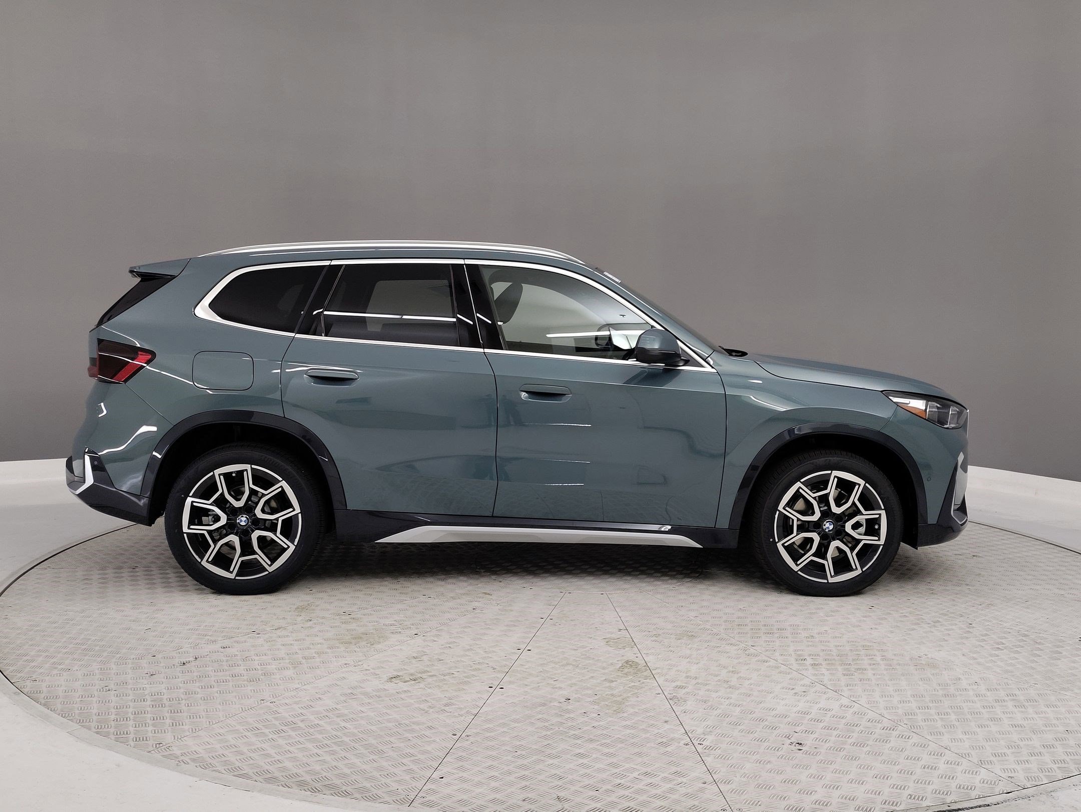2026 BMW X1 xDrive28i photo 5