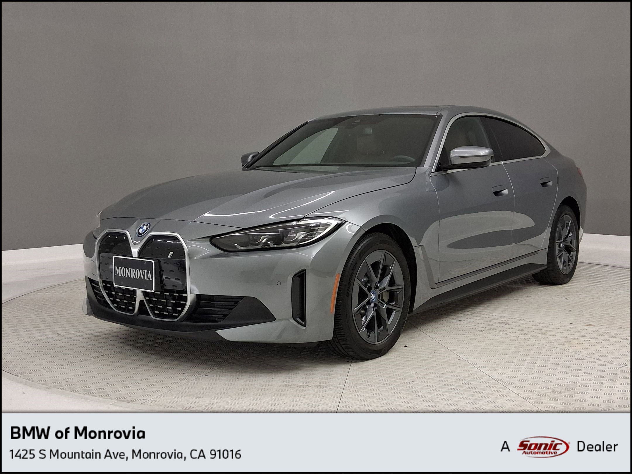 2023 BMW i4 eDrive40's photo