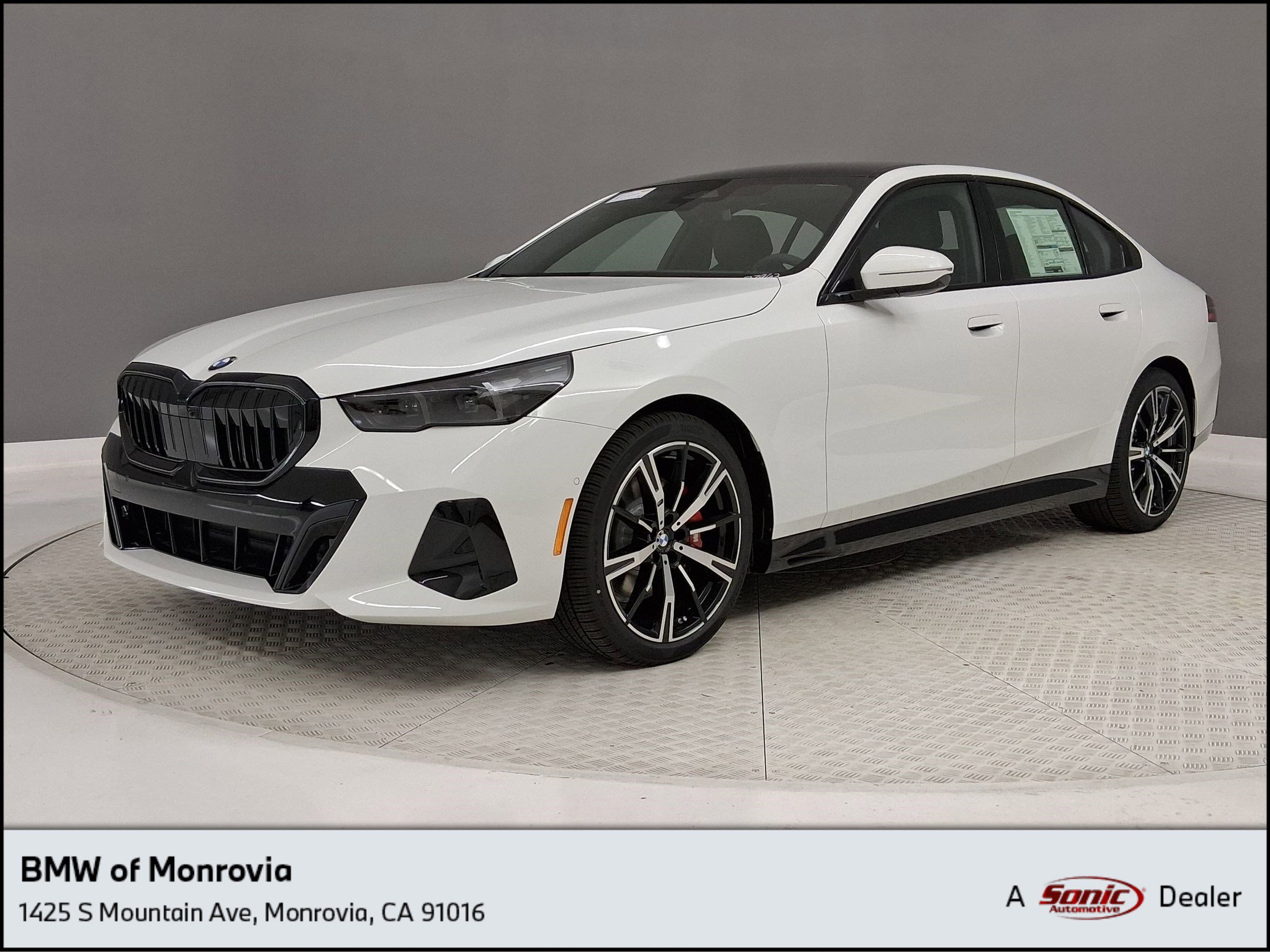 2027 BMW 5 Series 530i Sedan's photo