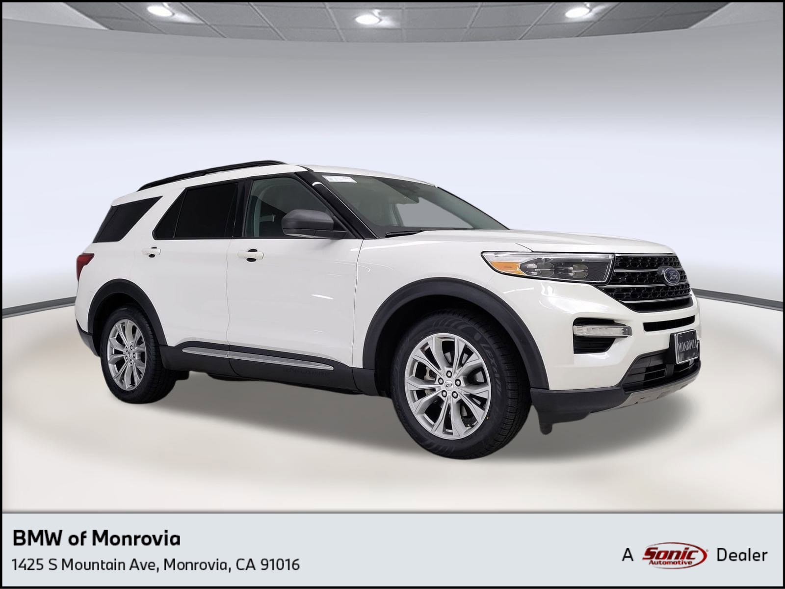 2022 Ford Explorer XLT's photo