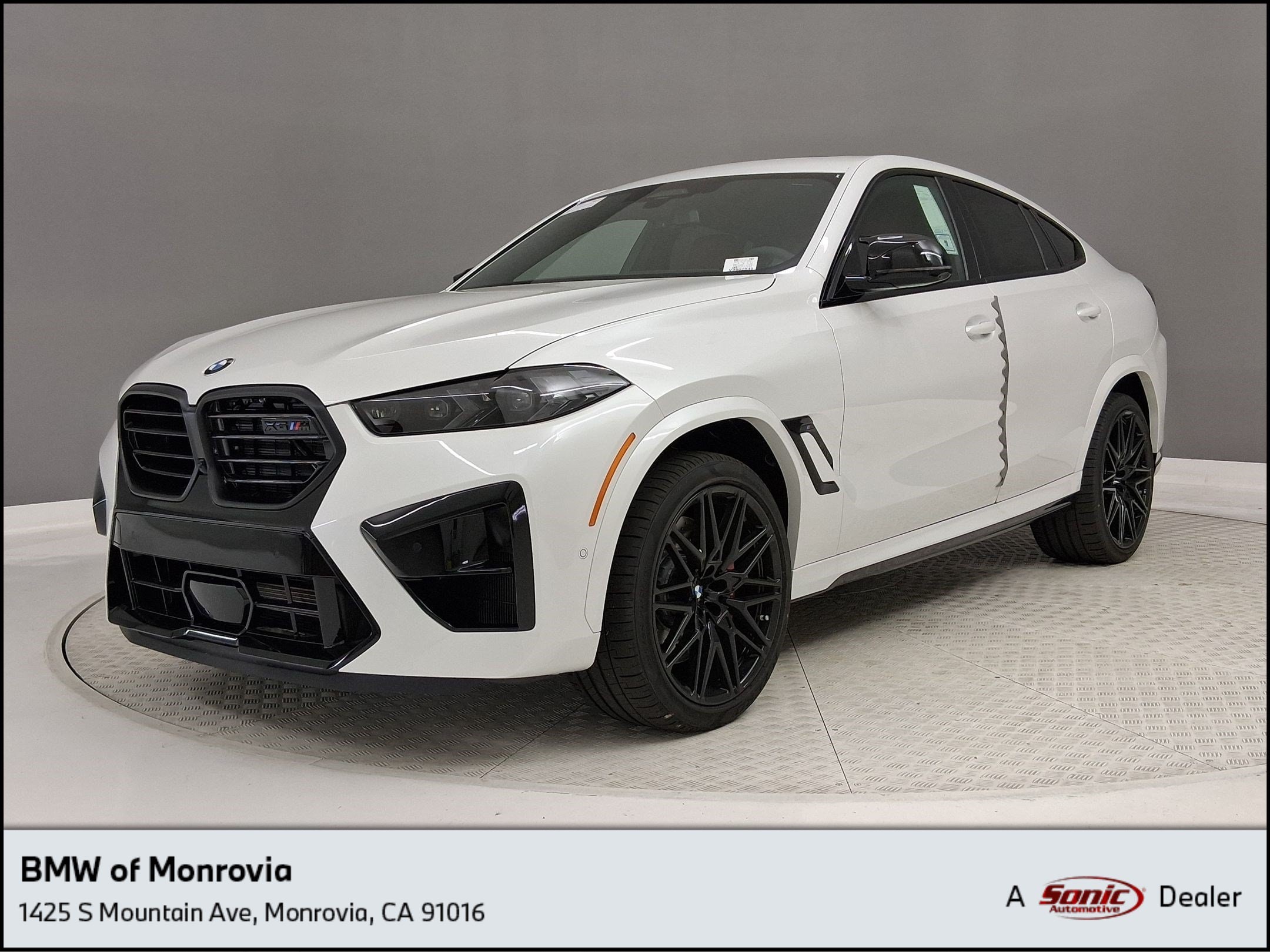 2027 BMW X6 M Competition's photo