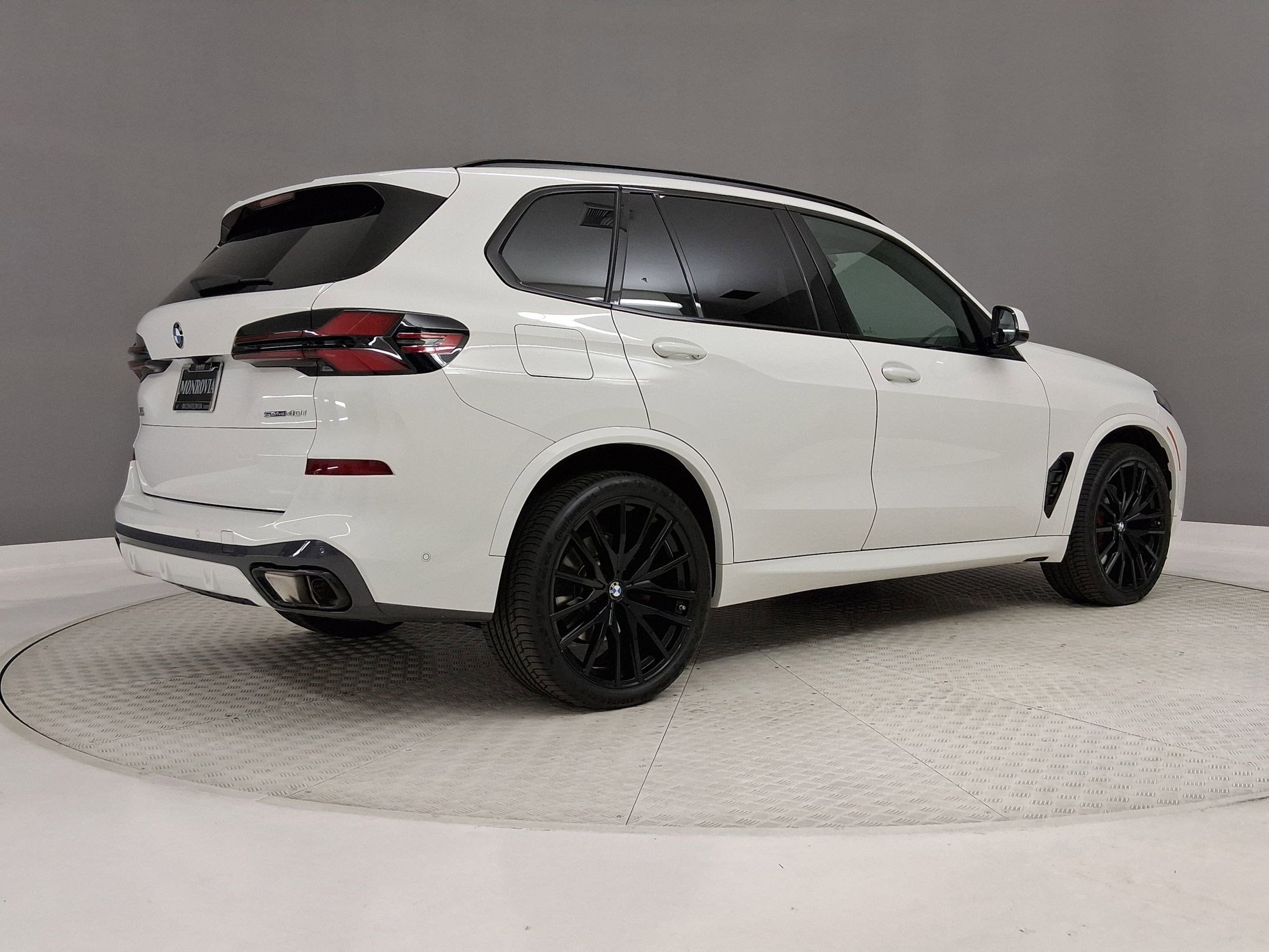 2025 BMW X5 sDrive40i photo 6