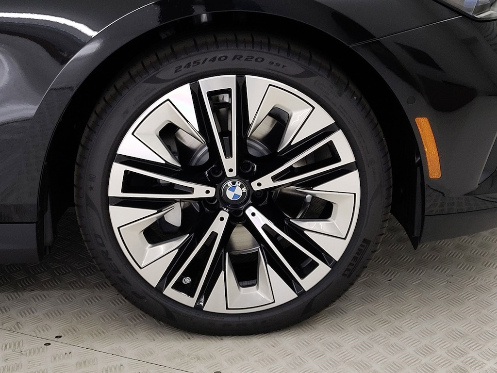 New 2026 BMW 530i Sedan