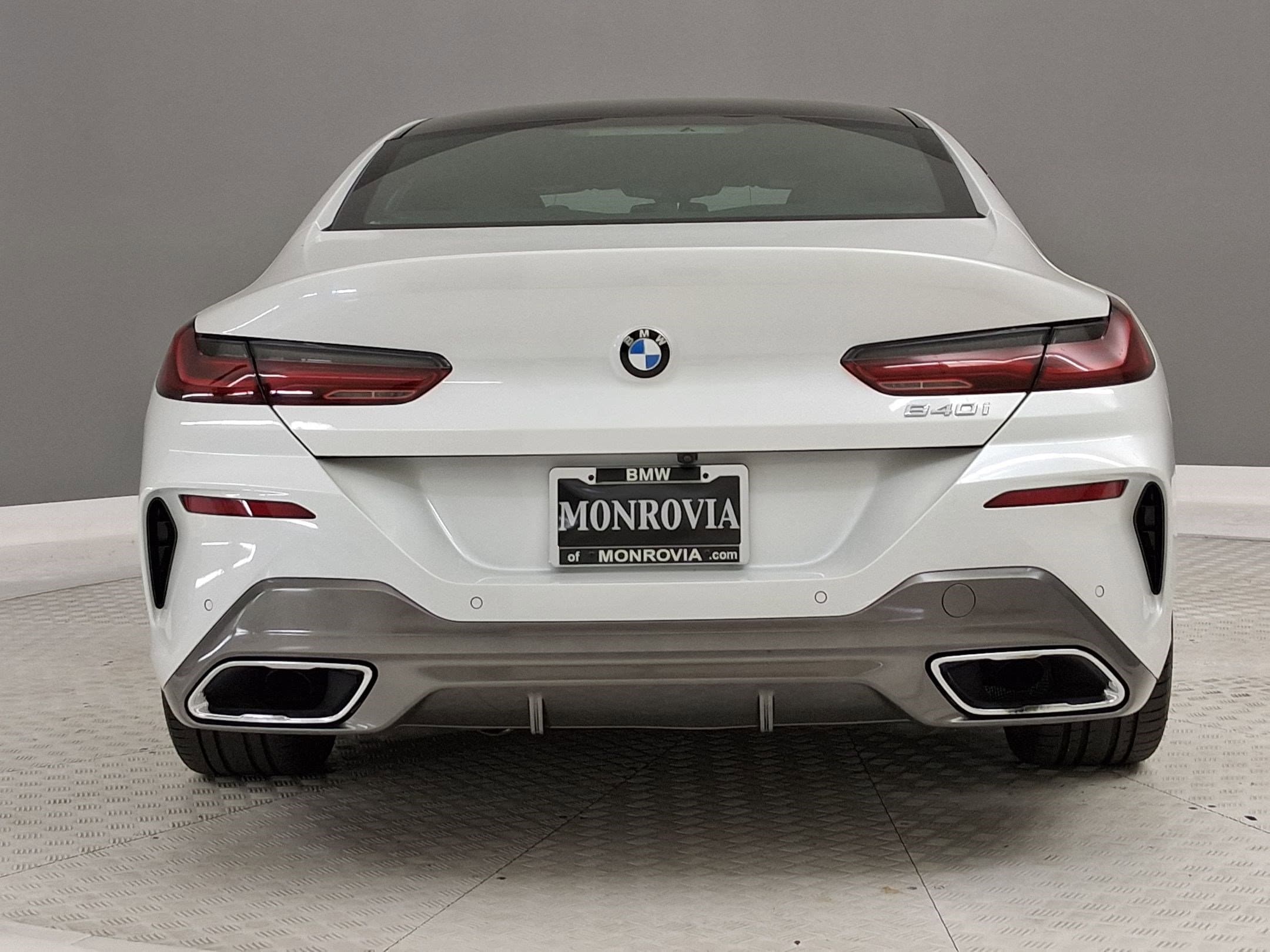 2024 BMW 840i photo 3