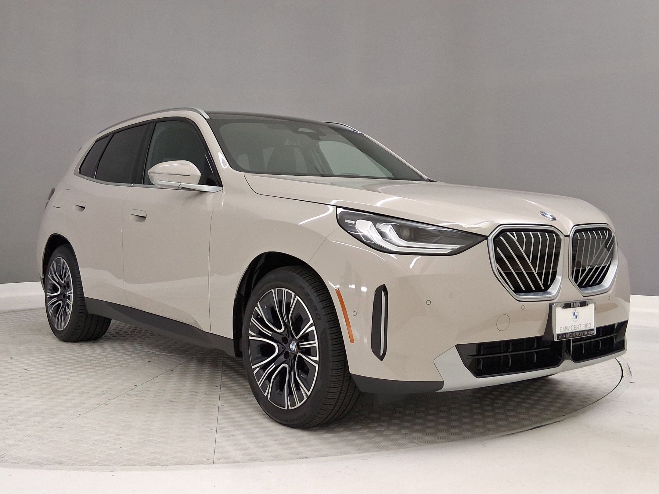 2025 BMW X3 30 xDrive photo 4