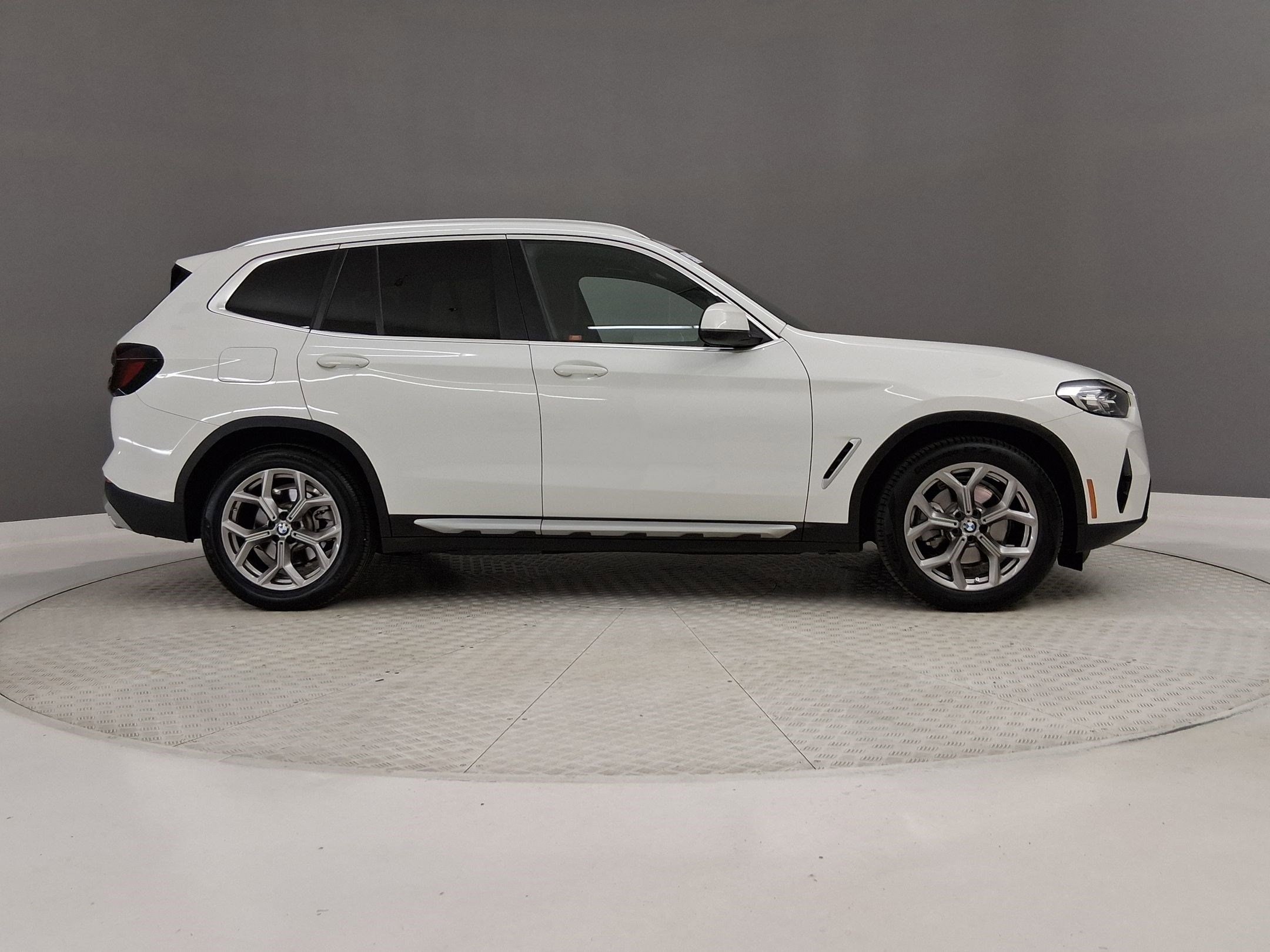 2023 BMW X3 sDrive30i photo 5