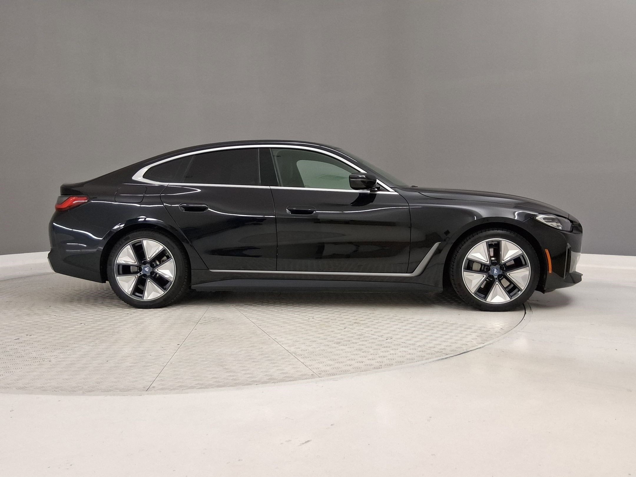 2023 BMW i4 eDrive35 photo 5