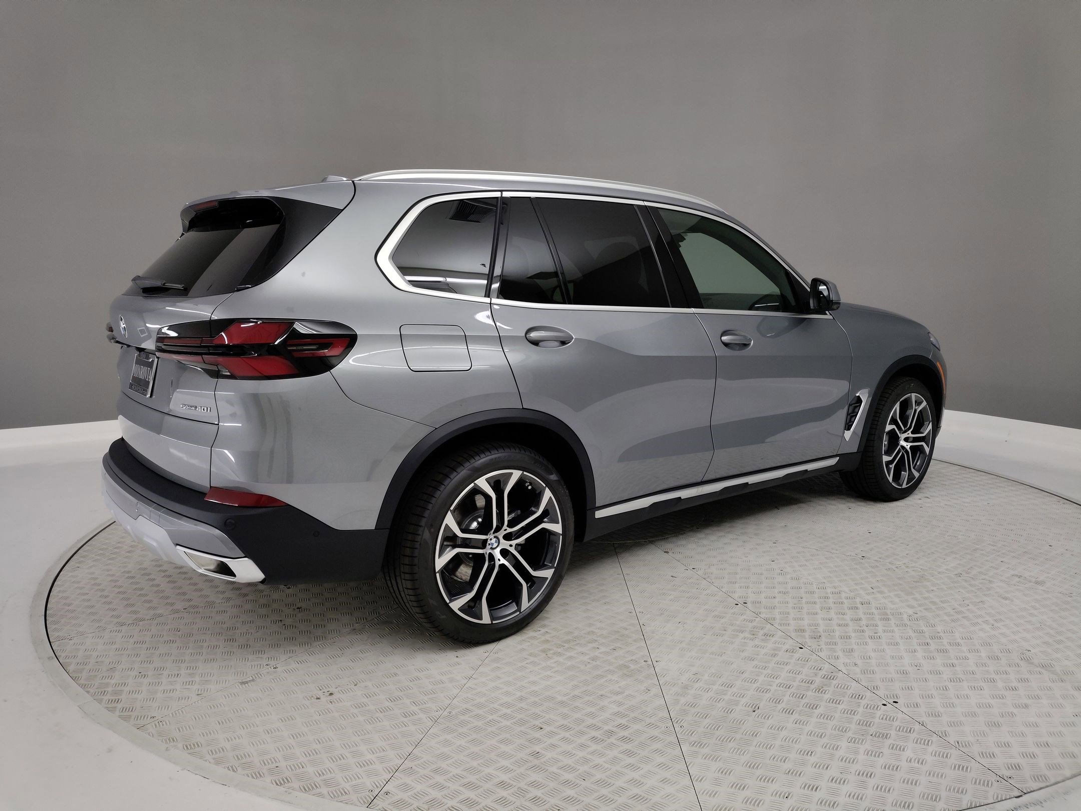 2026 BMW X5 sDrive40i photo 5