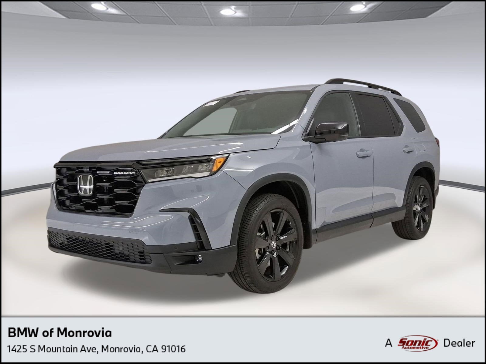 2025 Honda Pilot Black Edition AWD's photo