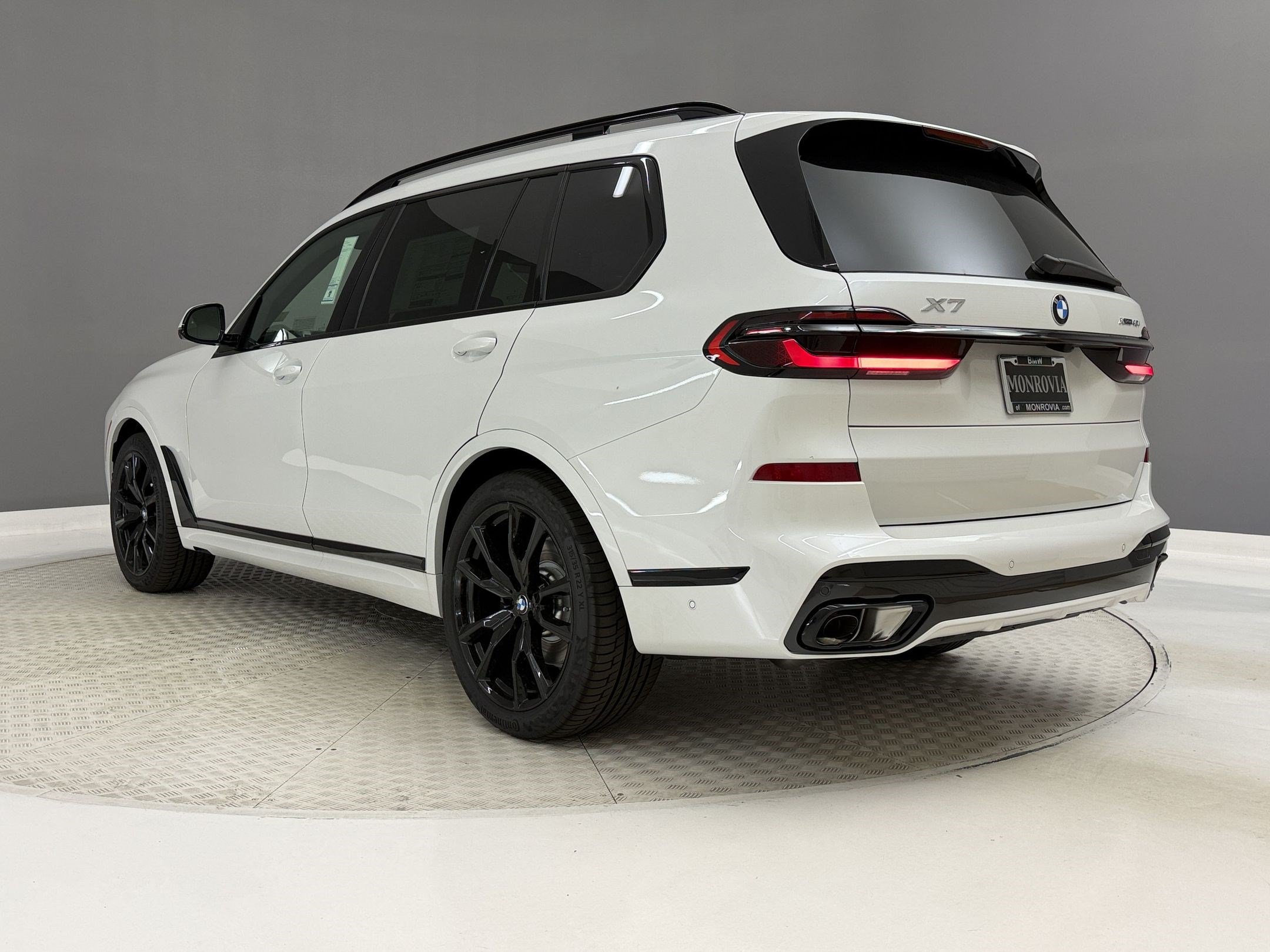 New 2027 BMW X7 xDrive40i SUV