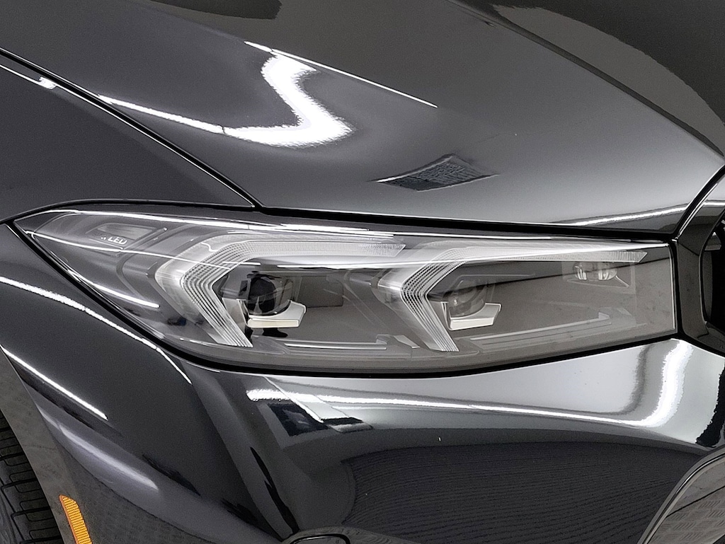 New 2026 BMW 330i Sedan