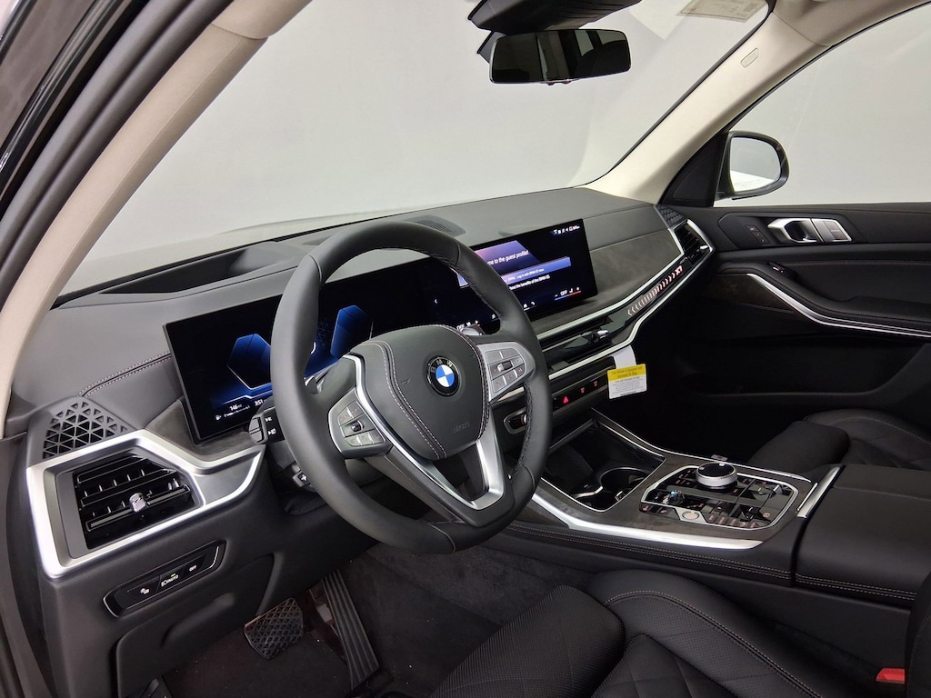 New 2026 BMW X7 xDrive40i SUV