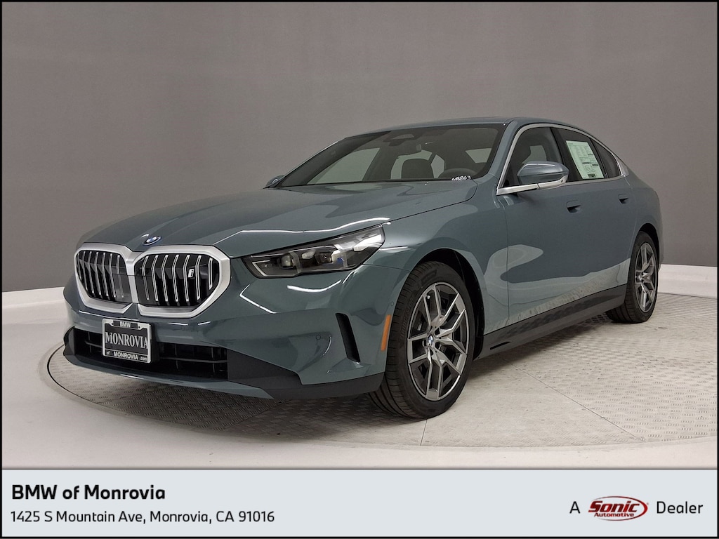 New 2026 BMW i5 eDrive40 Sedan