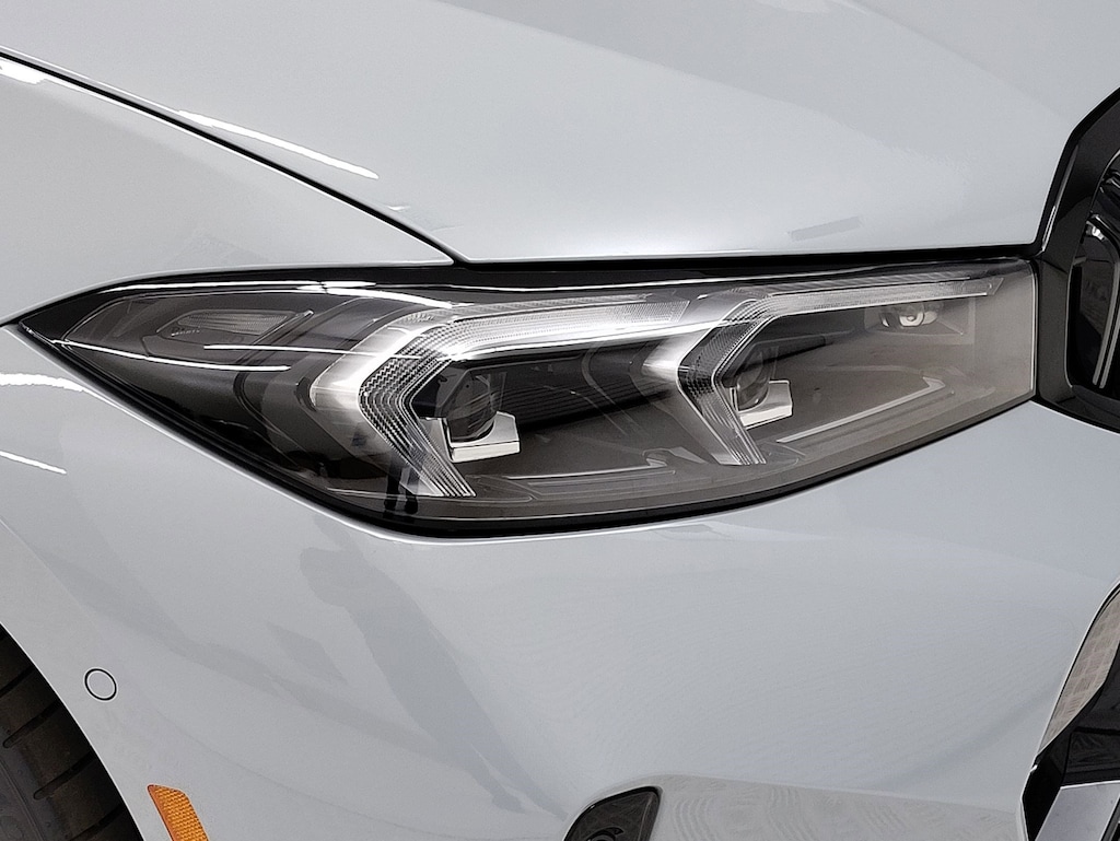 New 2026 BMW 330i NA Sedan