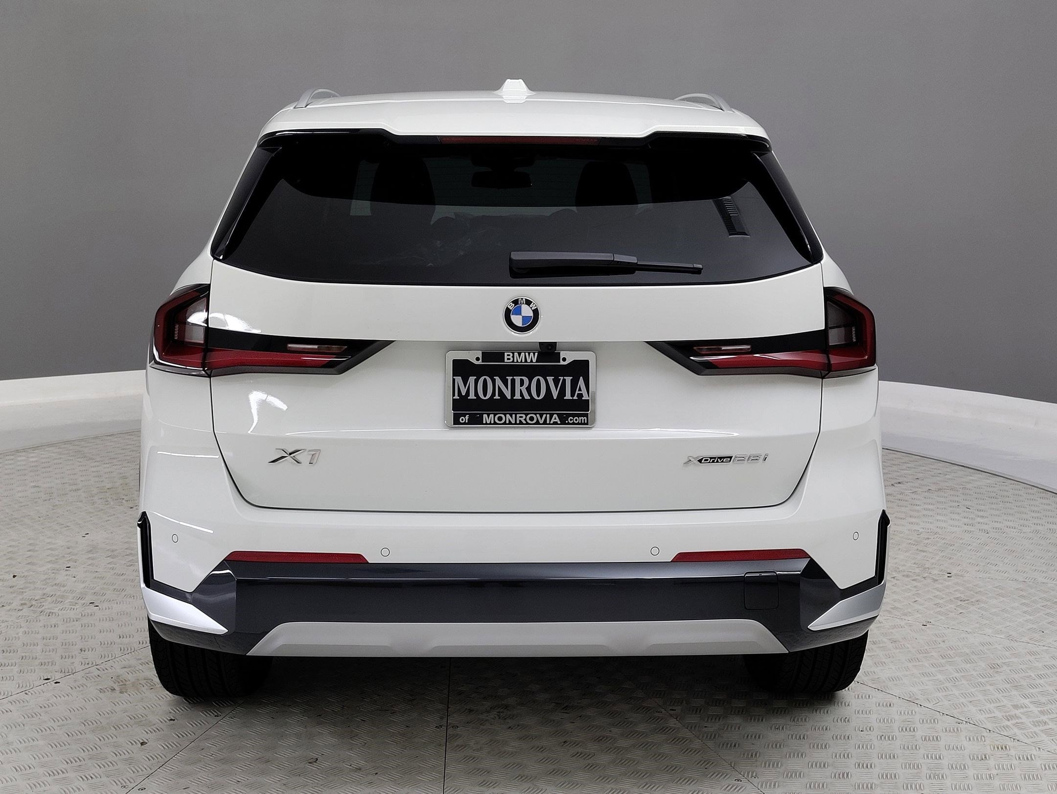 2026 BMW X1 xDrive28i photo 6