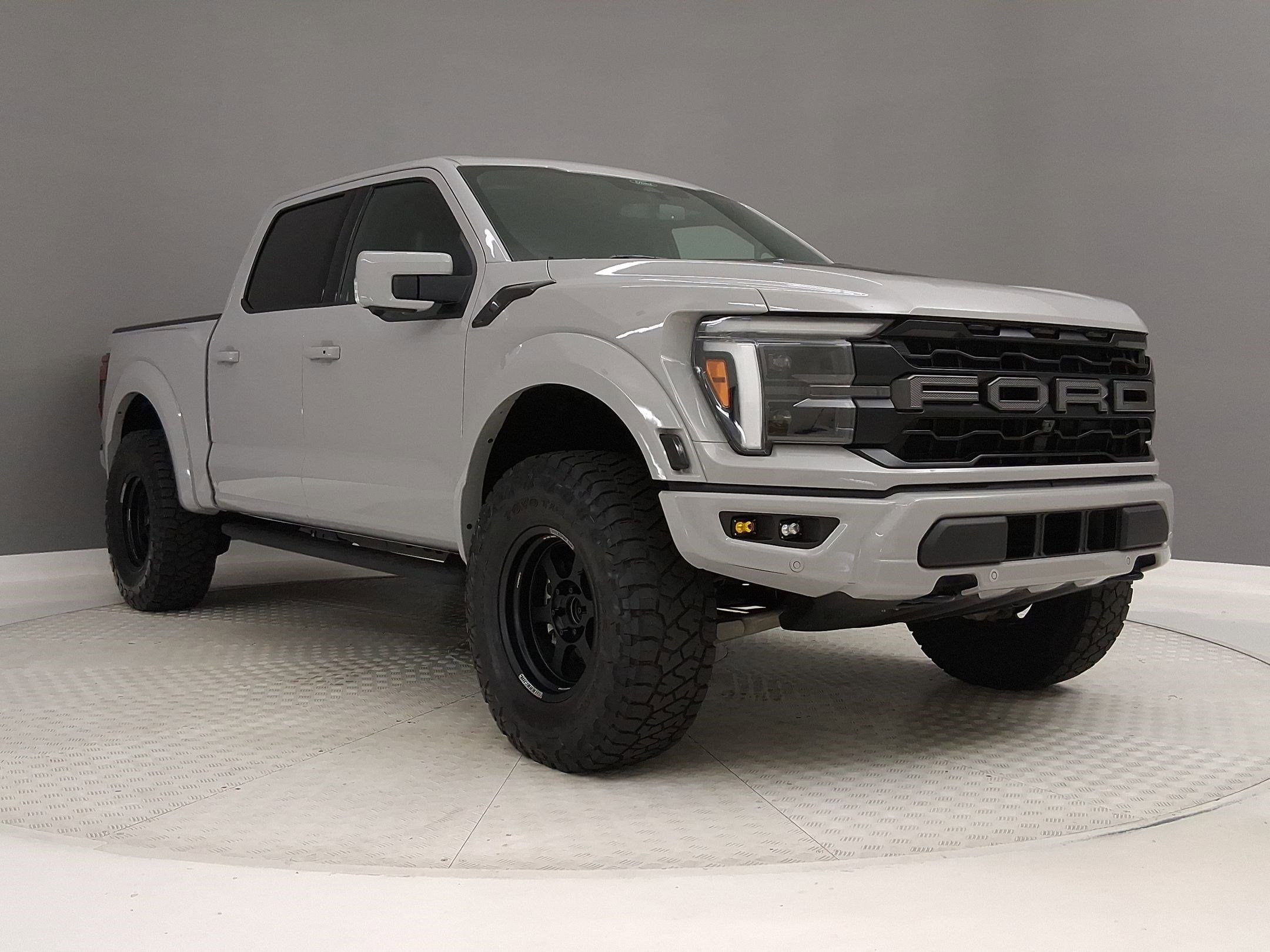 2024 Ford F-150 Raptor photo 4