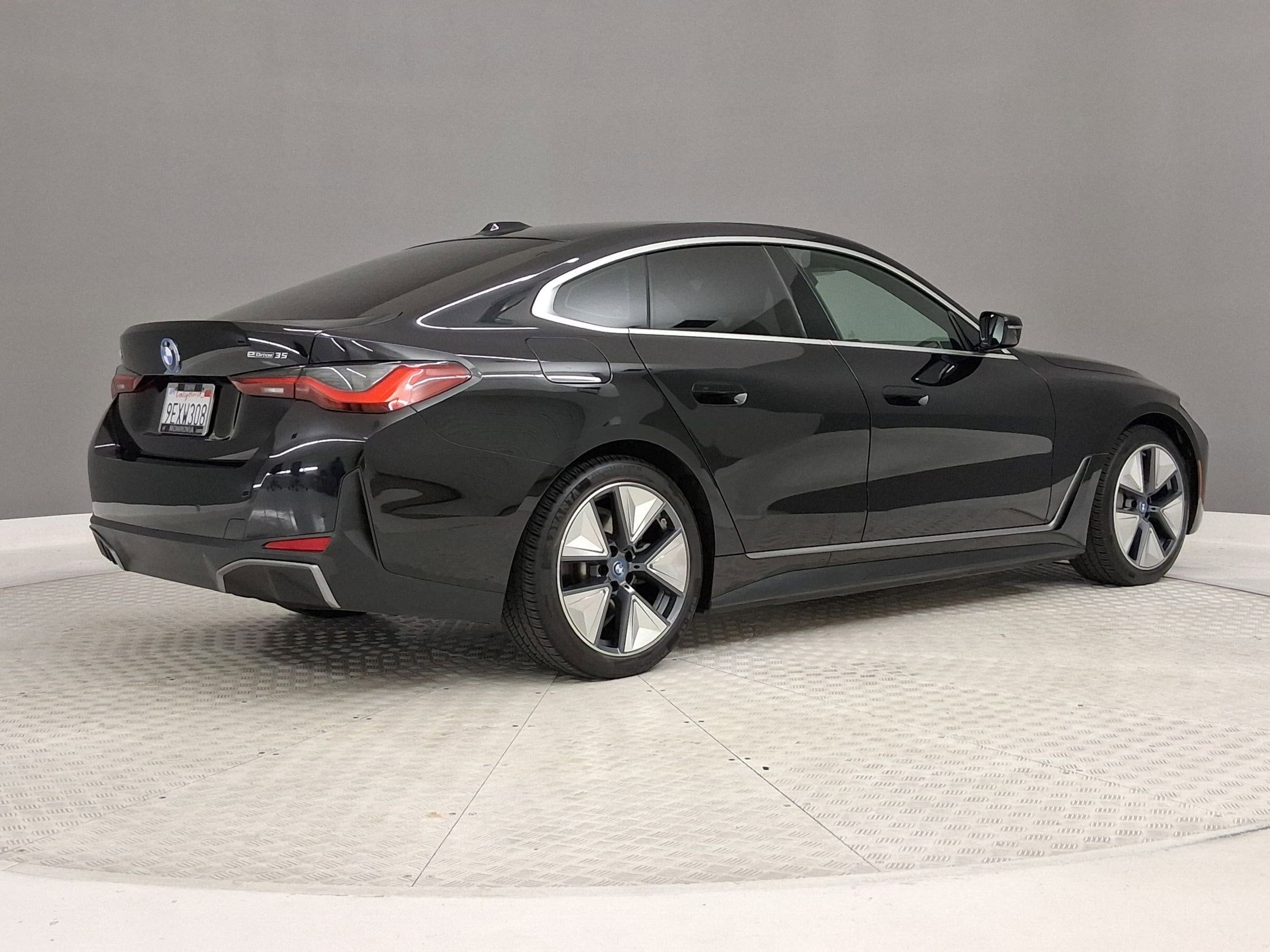 2023 BMW i4 eDrive35 photo 6