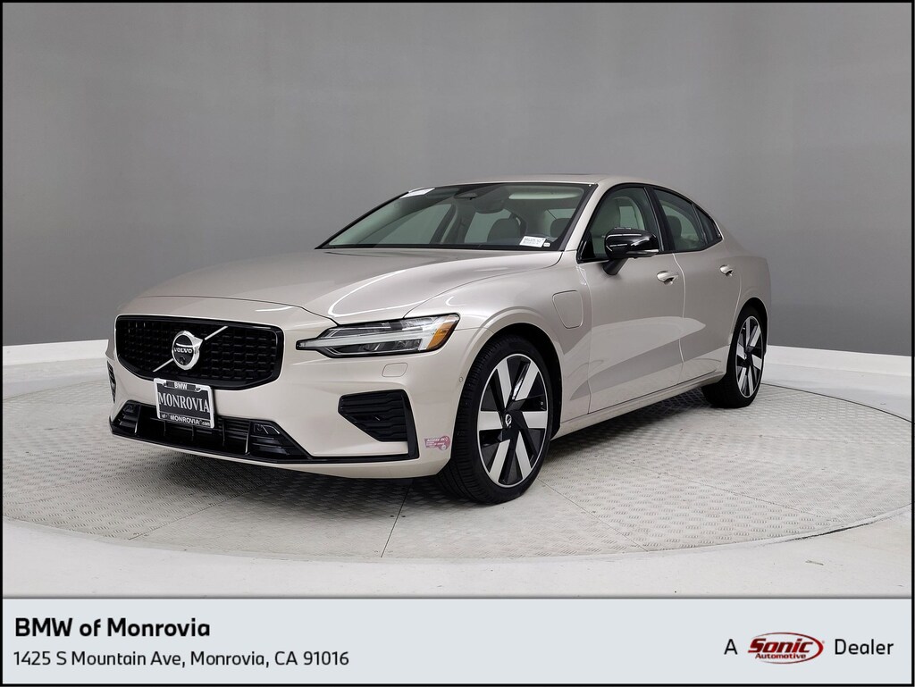 Used 2024 Volvo S60 plug-in hybrid T8 Ultimate Dark Sedan